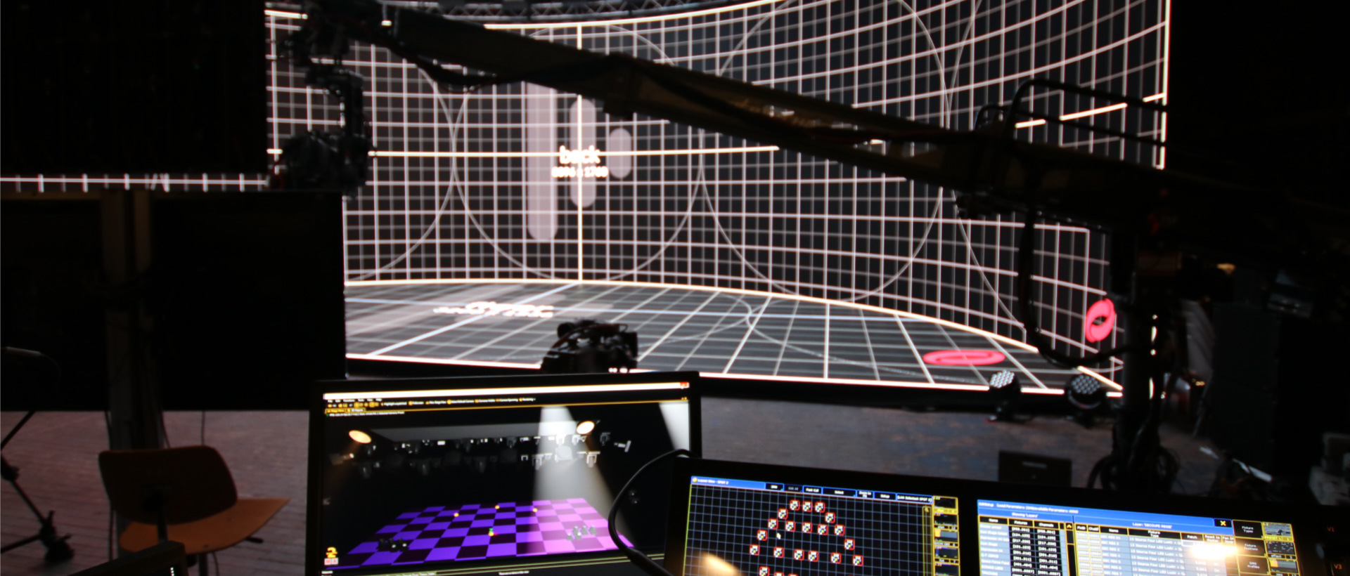 La tecnología adecuada para su evento digital en nuestro estudio de producción virtual PRG en París